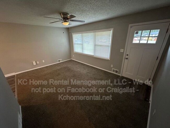 Building Photo - 11407 Delmar St