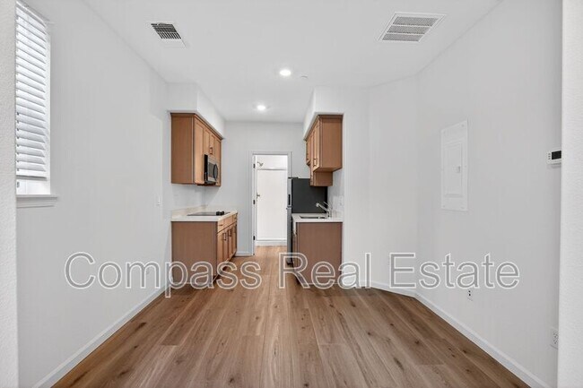 Building Photo - 21061 Story St