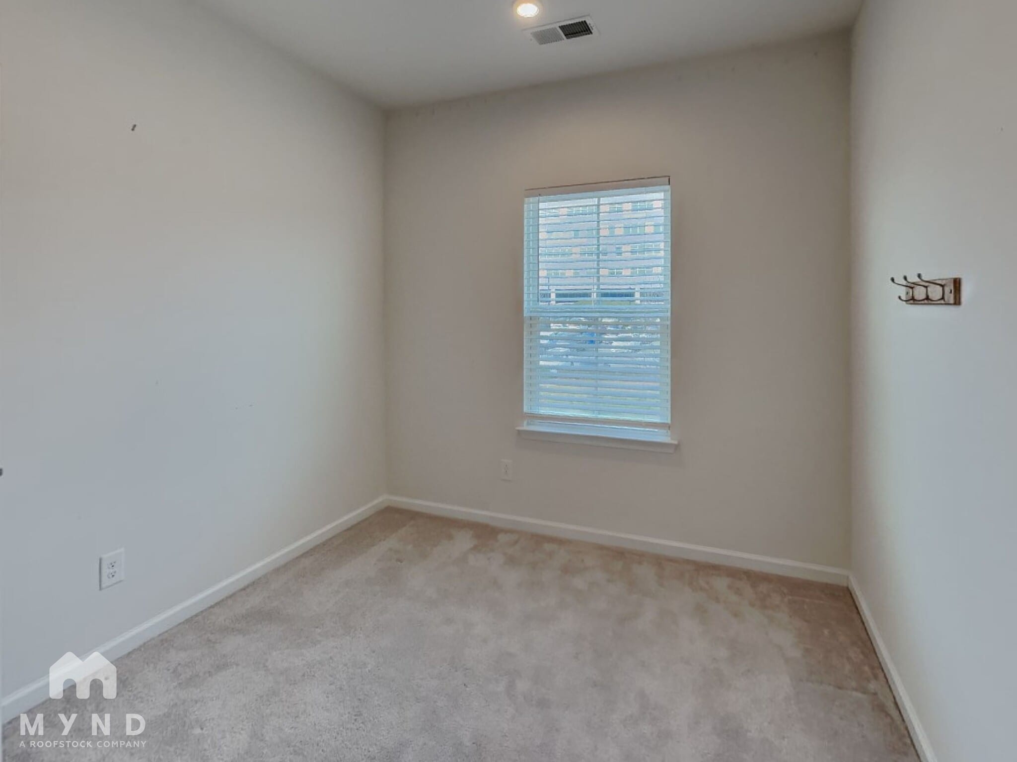 Building Photo - 10868 Overlook Mountain Dr