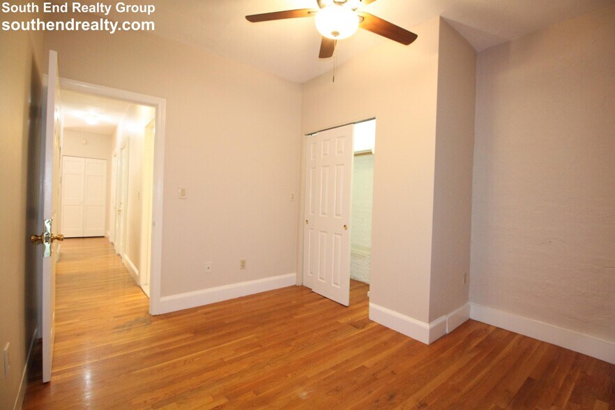 Building Photo - 11 Worcester St