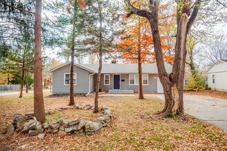 Building Photo - Beautiful Home in Kansas City!