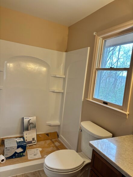 Building Photo - 16 Alpen Rose Way