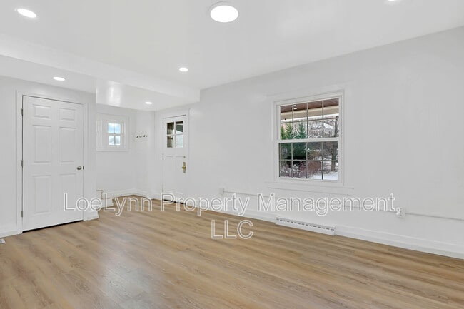 Building Photo - 822 Greene St