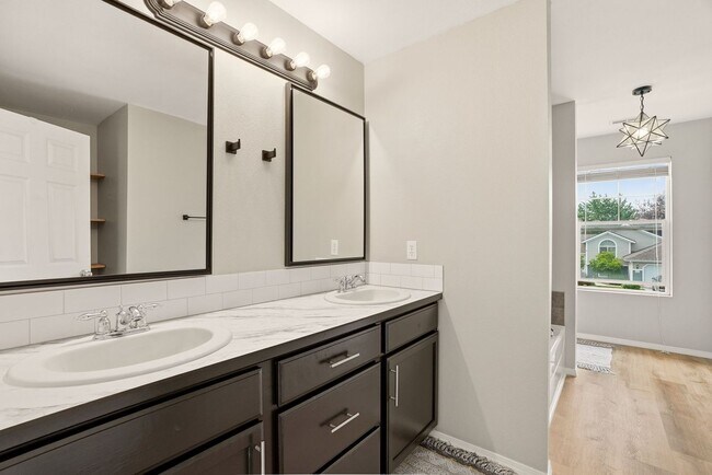 Building Photo - Spacious 3BR/3BA Sonata Springs Home | Minutes to Gonzaga & Downtown Spokane