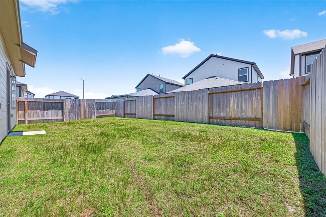 Building Photo - 2711 Misty Meadow Ln