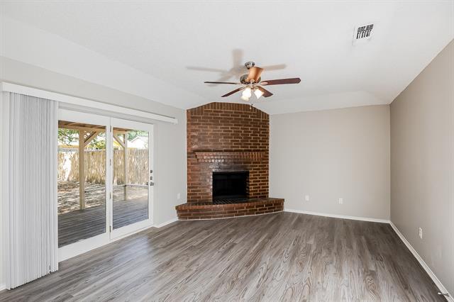 Building Photo - 6400 Rock Springs Dr