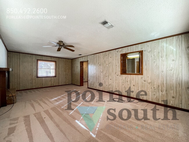 Building Photo - 5527 Sunburst Ln
