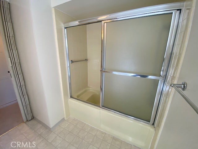 Building Photo - 547 Via Estrada