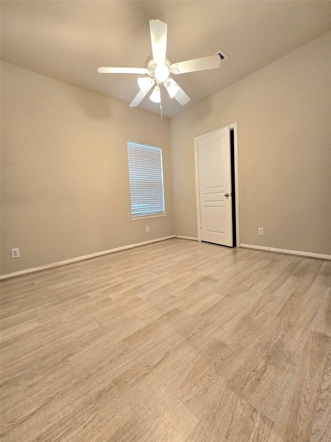 Building Photo - 18319 Tuscana Shores Dr