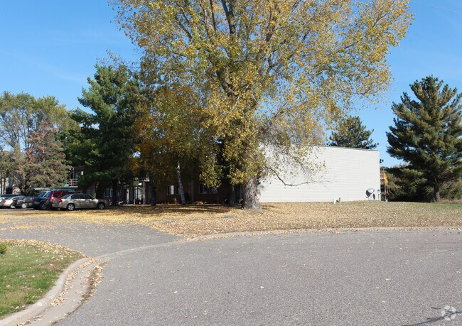 Building Photo - 1485 Wildcat Ct