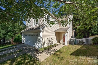 Building Photo - 10208 Old Carolina Dr