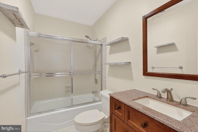 Building Photo - 1905 47th St NW