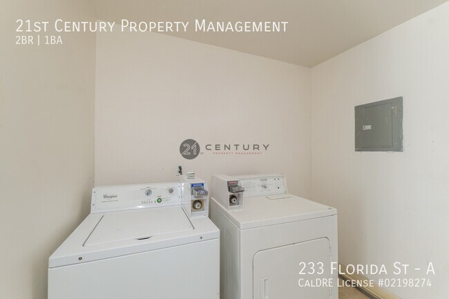 Building Photo - 233 Florida St