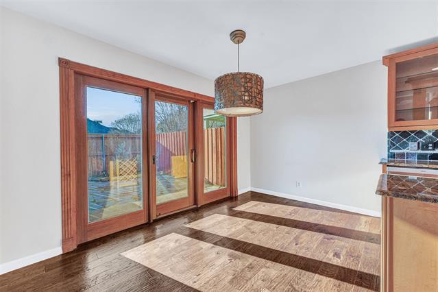 Building Photo - 2901 Country Pl Cir