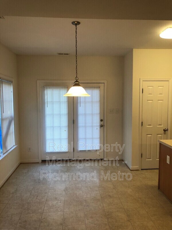 Building Photo - 409 Wilmer Ave