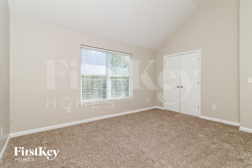 Building Photo - 3091 Overlook Ln