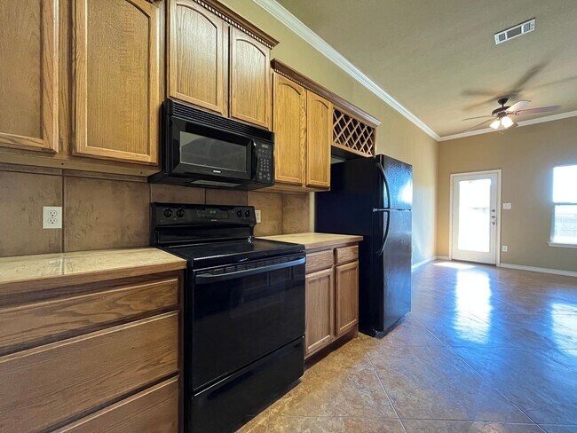 Building Photo - 3140 Breton St