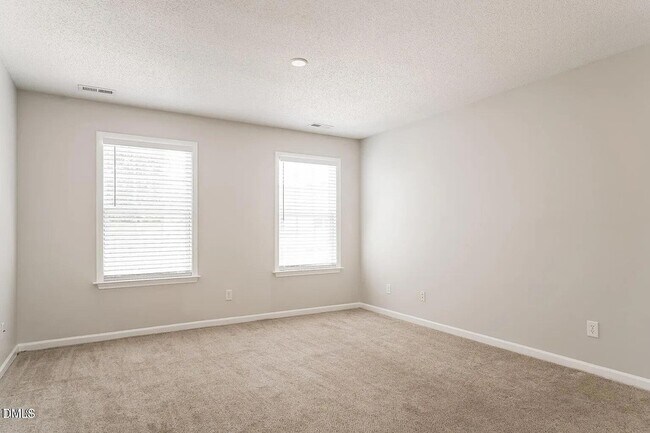 Building Photo - 4443 Karlbrook Ln