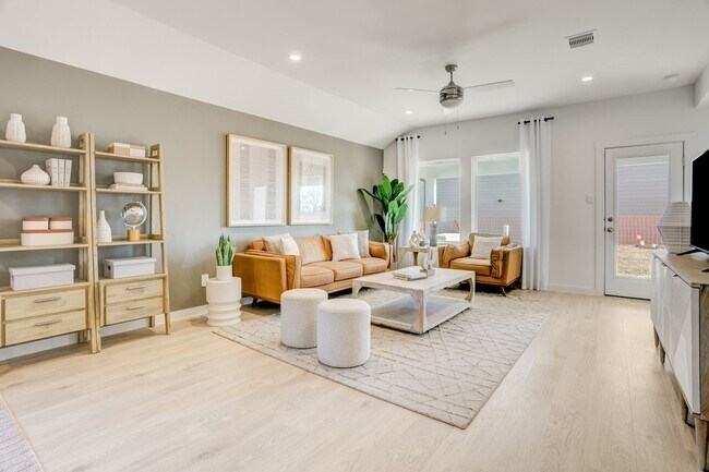 Building Photo - 7938 Marconi Corsco Dr