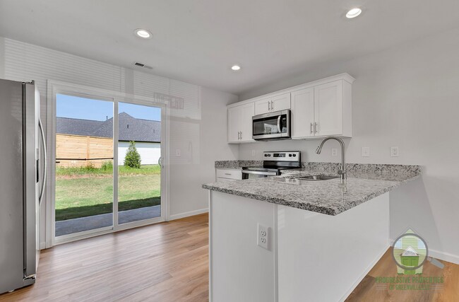 Building Photo - 8 Wofford Rd