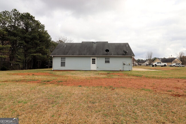 Building Photo - 18 Southwind Dr