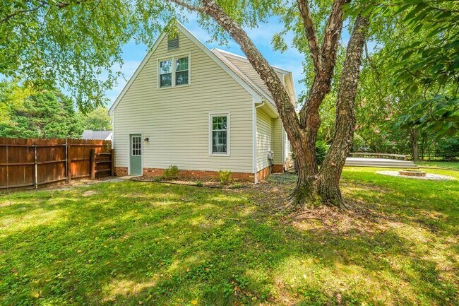 Building Photo - 94 Cleremont Dr
