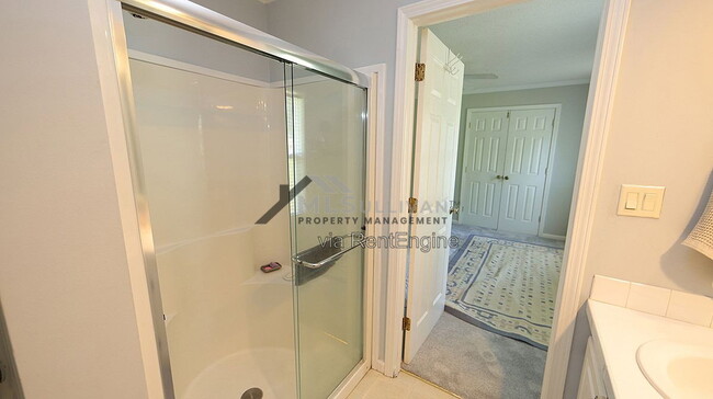 Building Photo - 1610 Marly Dr