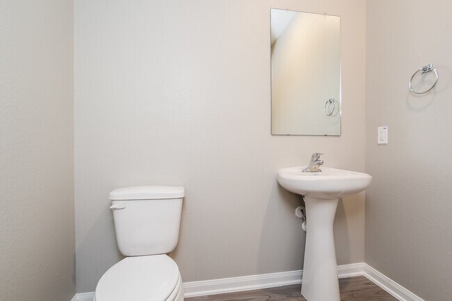 Building Photo - 27064 Leonardo Dr