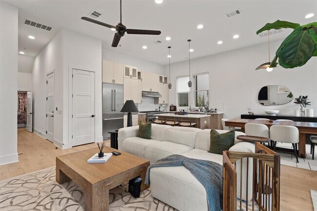 Building Photo - 1719 Spyglass Dr