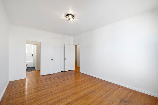 Building Photo - 232 Mallorca Way
