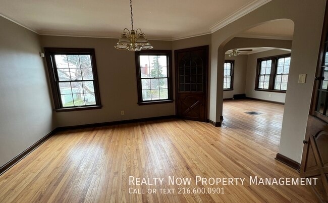 Building Photo - 18220 Winslow Rd