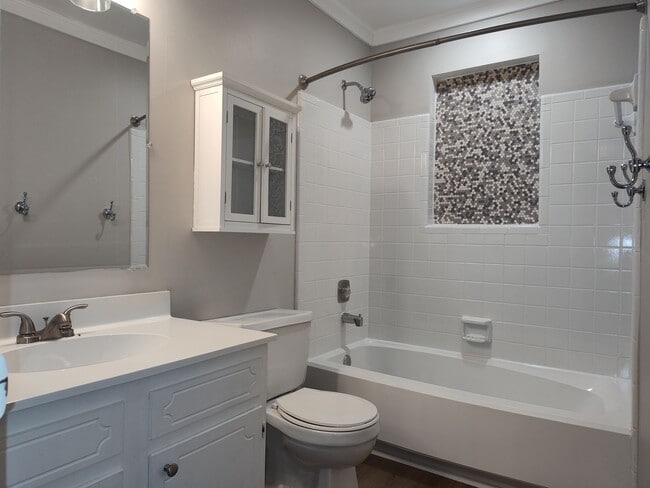 Building Photo - Beautiful home located in a Cul-de-Sac in the Terrabrook Community!