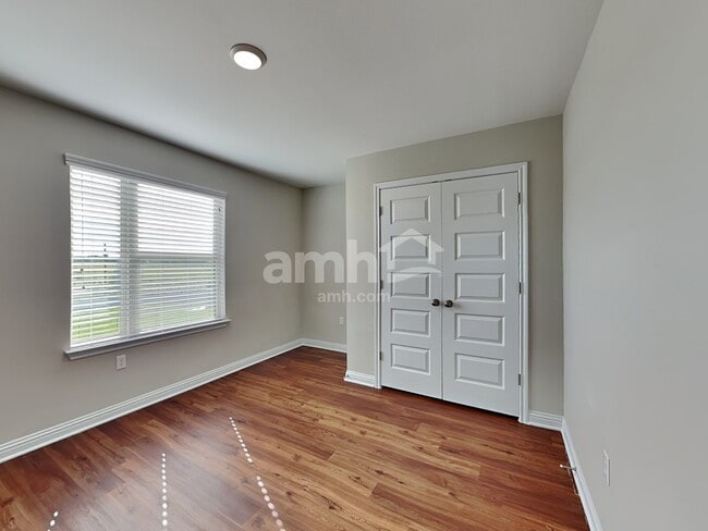 Building Photo - 8100 McKamy Dr