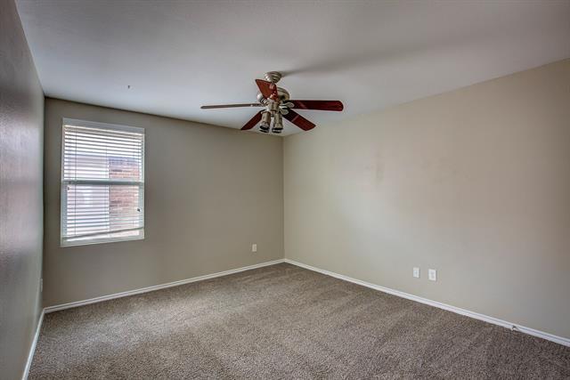 Building Photo - 16609 Woodside Dr