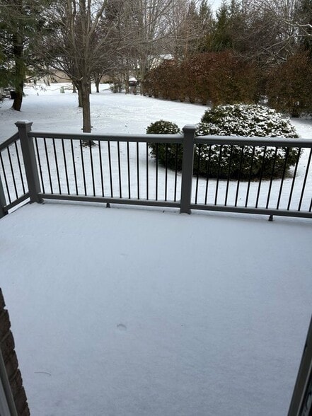 Building Photo - 22674 Woodcreek Dr