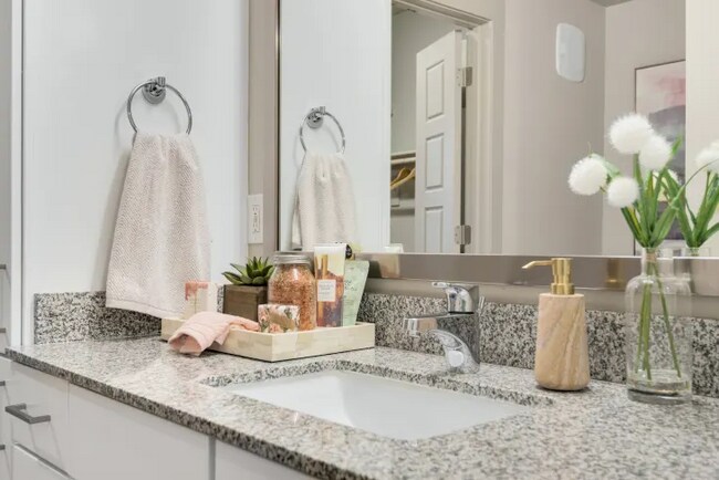 Building Photo - 505 St David's Loop