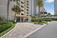 Building Photo - 2800 N Ocean Dr