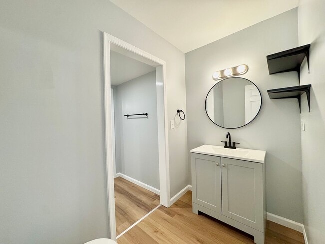 Building Photo - Your search ends here! Rent today!!