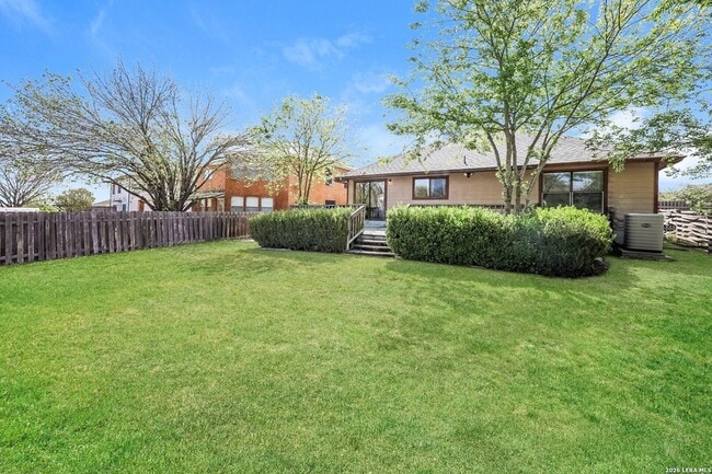 Building Photo - 7322 Raintree Forest