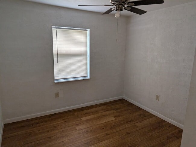 Building Photo - 601 Mcclure St