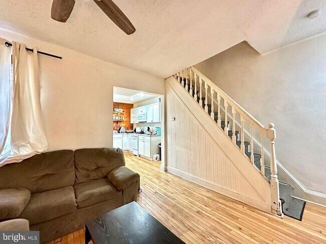 Building Photo - 1710 N Bouvier St