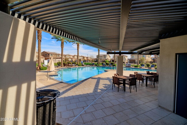 Building Photo - 21513 E Sparrow Dr