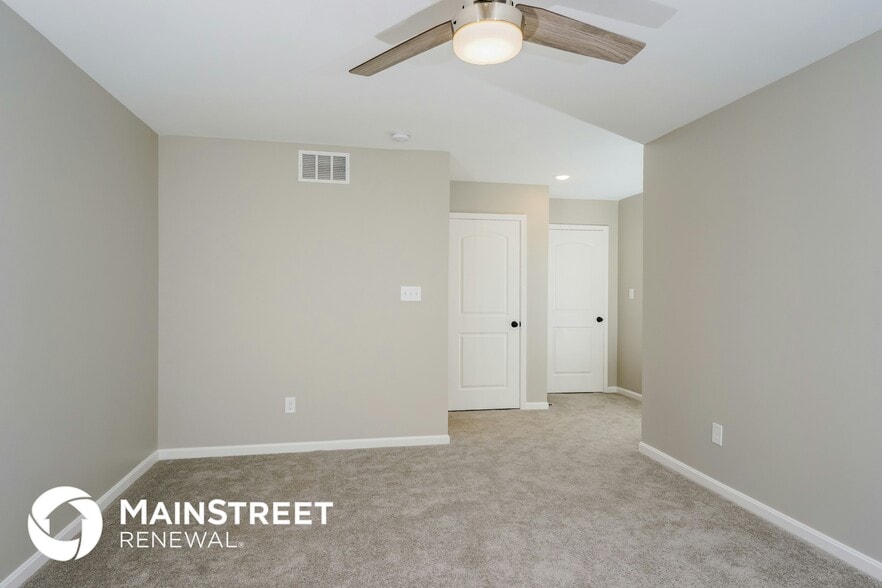 Building Photo - 2052 Hoosier Way