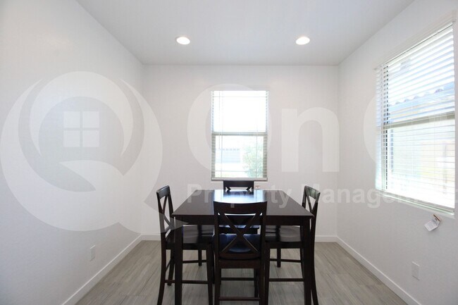 Building Photo - 8908 W Bethany Heights Dr