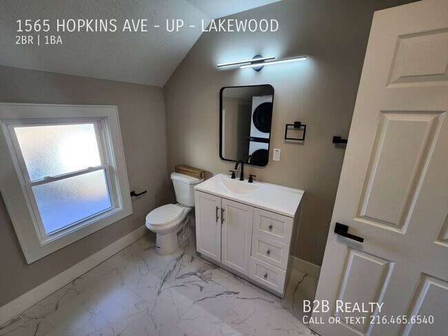 Building Photo - 1565 Hopkins Ave