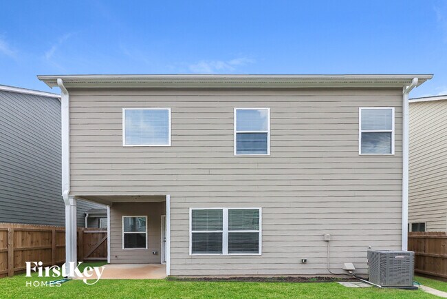 Building Photo - 195 Bryon Ln