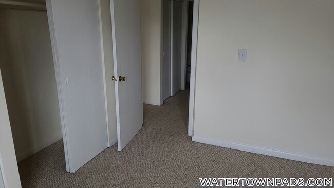 Building Photo - 245 Main St