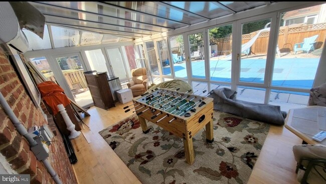 Building Photo - 8001 Postoak Rd