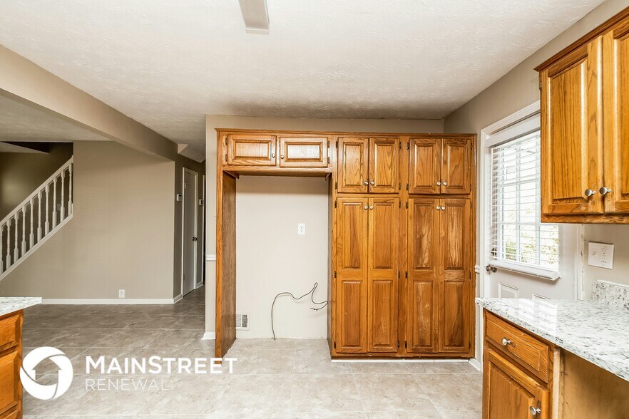 Building Photo - 3835 Sunny Hill Dr