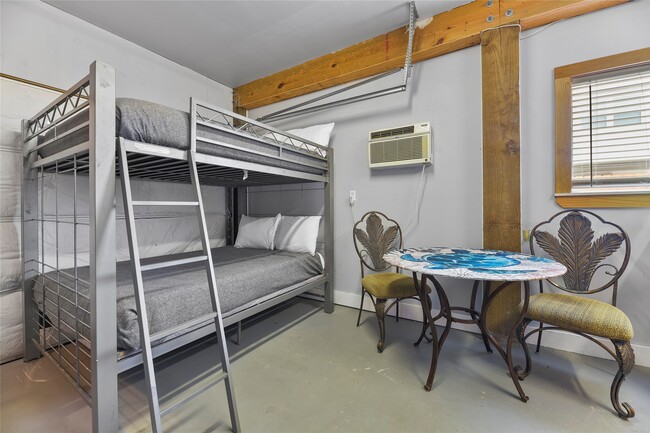 Building Photo - 4029 Fort Bend Dr